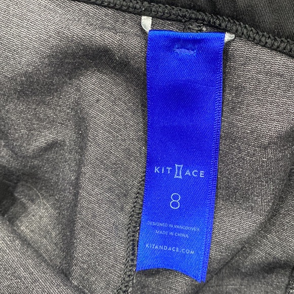 Kit and Ace “ Pencil Me In Legging “ in Charcoal/ Black/ Grey size 8 - Picture 11 of 14